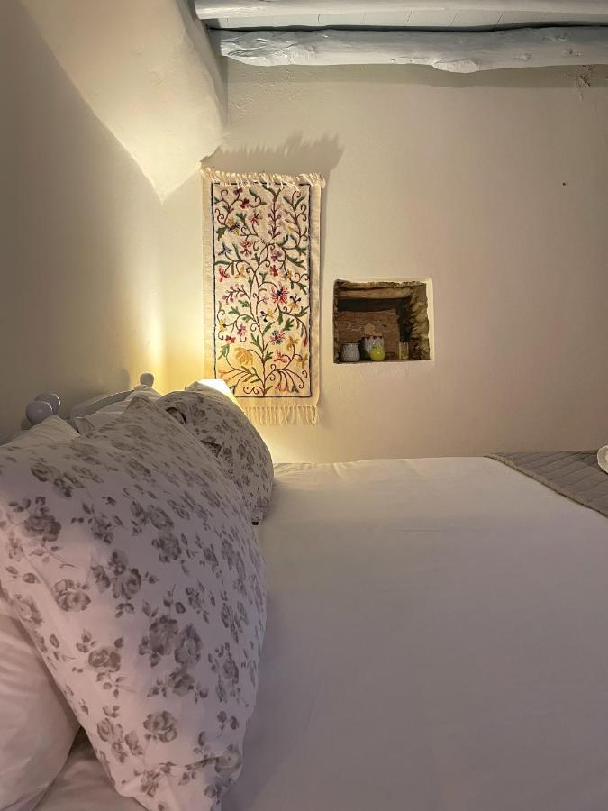 The Walnut Tree - Cycladic Getaway With Sea Views By Explore Andros Lamira Екстер'єр фото